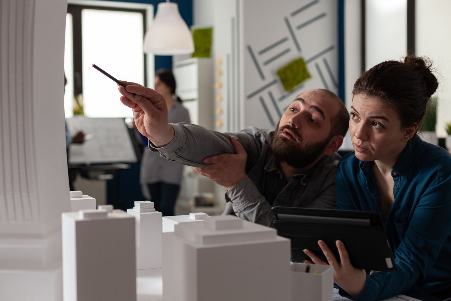 Por qué el factor humano sigue siendo el motor de la agencia inmobiliaria